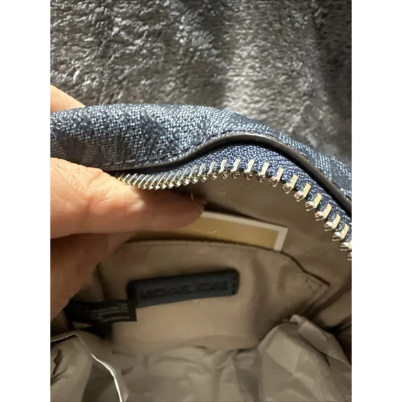 Michael Kors New Crossbody Bag Flight Handbag Jet Set Purse Blue MSP $398 NWT - Picture 11 of 12